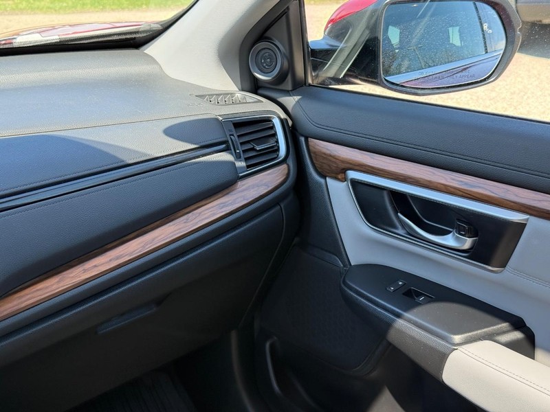 Honda CR-V Vehicle Full-screen Gallery Image 14