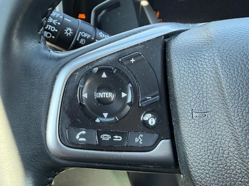 Honda CR-V Vehicle Full-screen Gallery Image 15