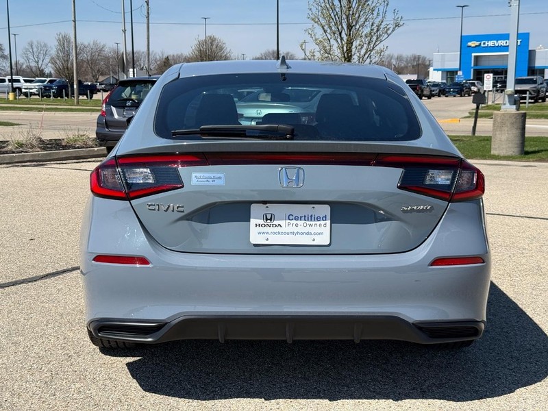 Honda Civic Hatchback Vehicle Full-screen Gallery Image 03