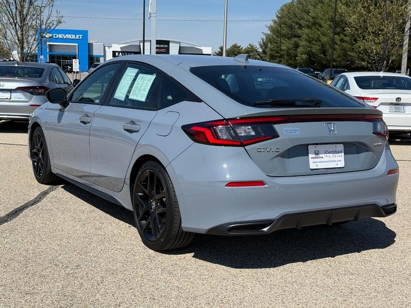 Honda Civic Hatchback Vehicle Full-screen Gallery Image 04