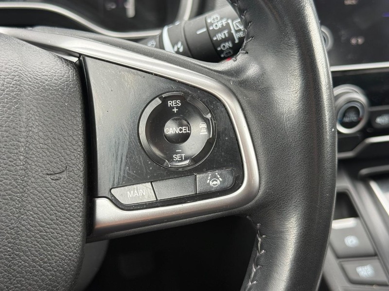Honda CR-V Vehicle Image 16