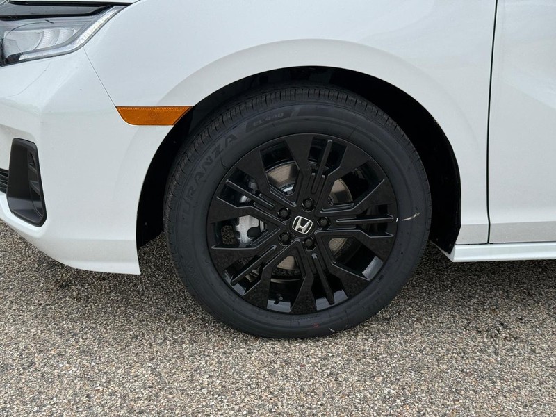 Honda Odyssey Vehicle Image 6