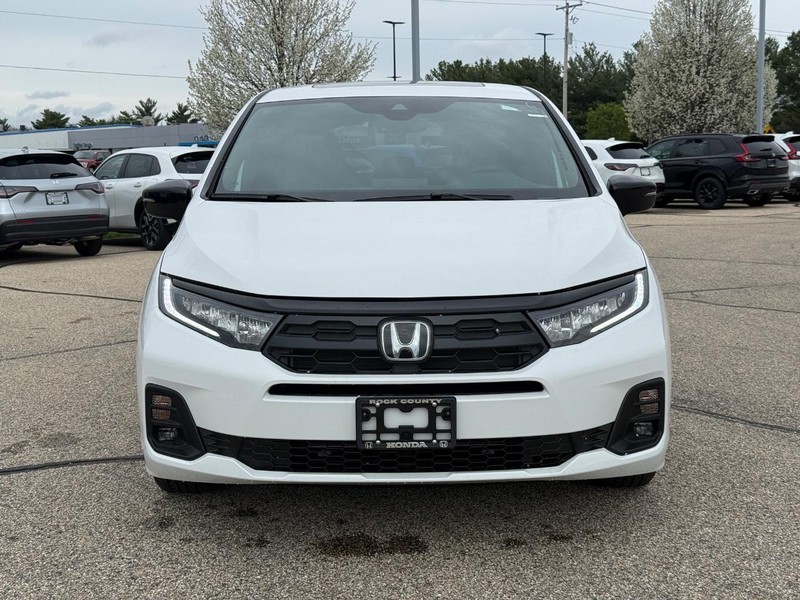 Honda Odyssey Vehicle Image 8