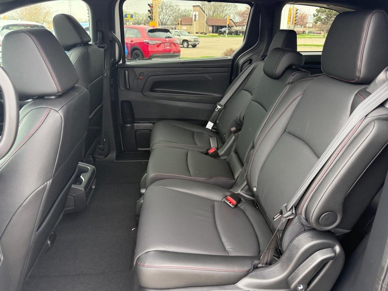 Honda Odyssey Vehicle Image 9