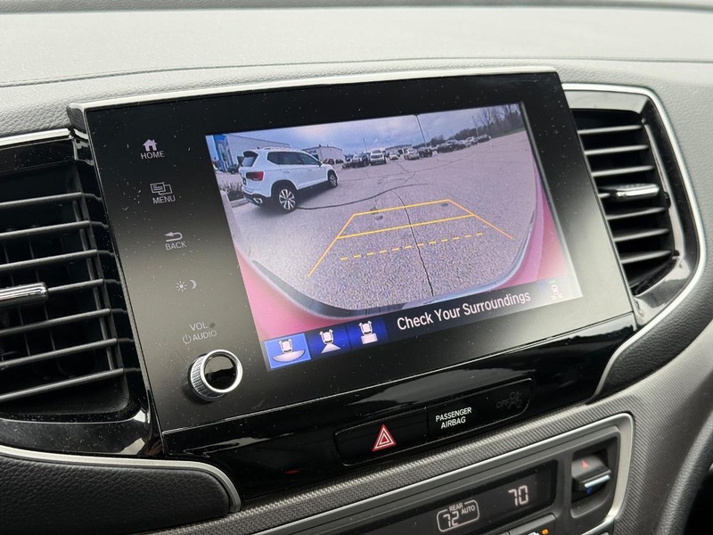 Honda Ridgeline Vehicle Full-screen Gallery Image 18