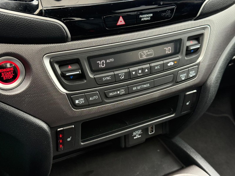 Honda Ridgeline Vehicle Full-screen Gallery Image 19