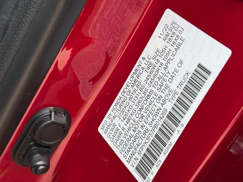 Honda Ridgeline Vehicle Full-screen Gallery Image 22