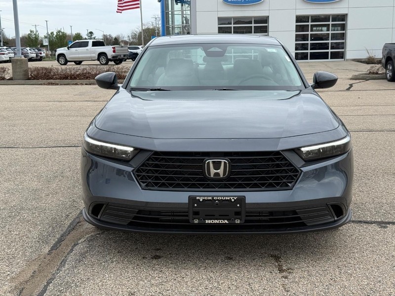 Honda Accord Sedan Vehicle Image 8