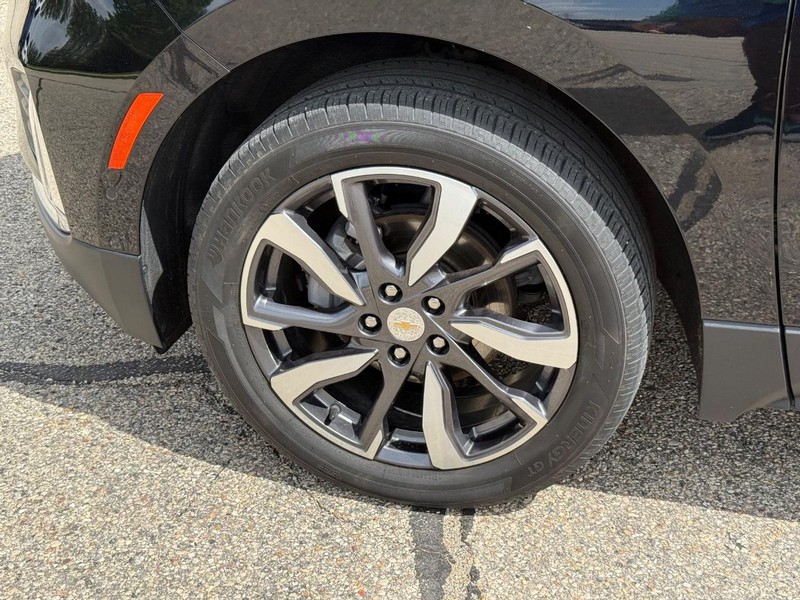 Chevrolet Equinox Vehicle Image 6