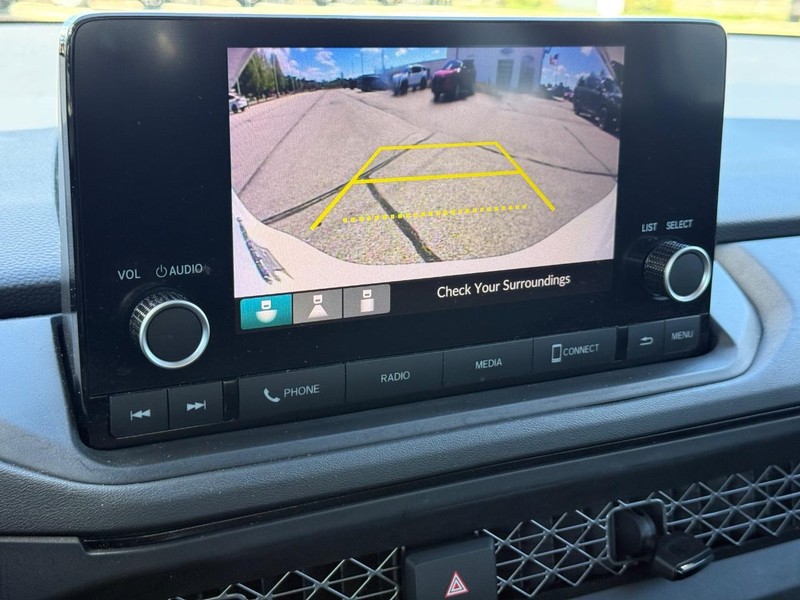 Honda Accord Sedan Vehicle Image 17