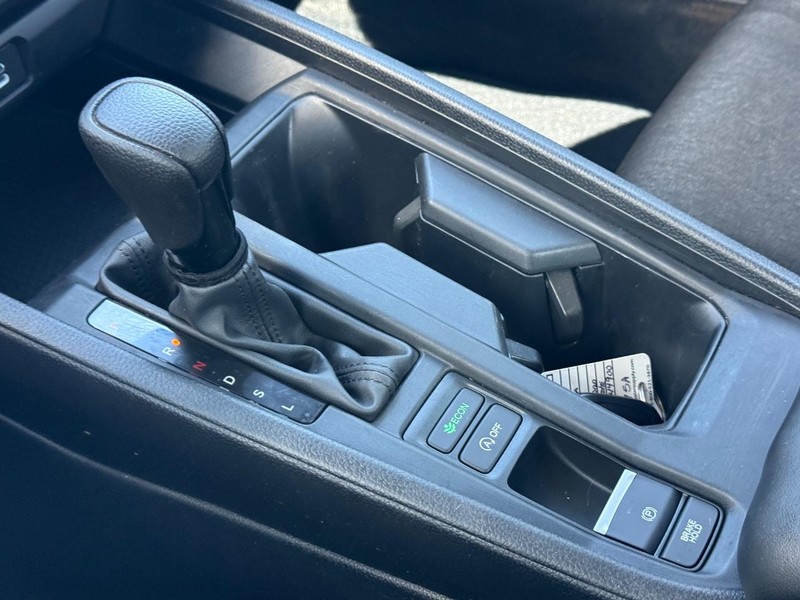 Honda Accord Sedan Vehicle Image 19