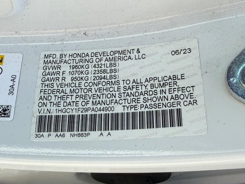 Honda Accord Sedan Vehicle Image 24
