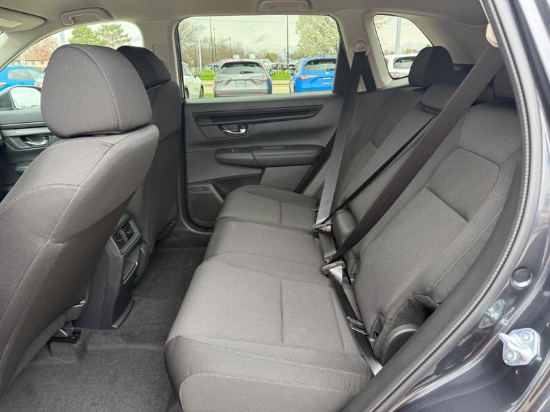 Honda CR-V Vehicle Image 9