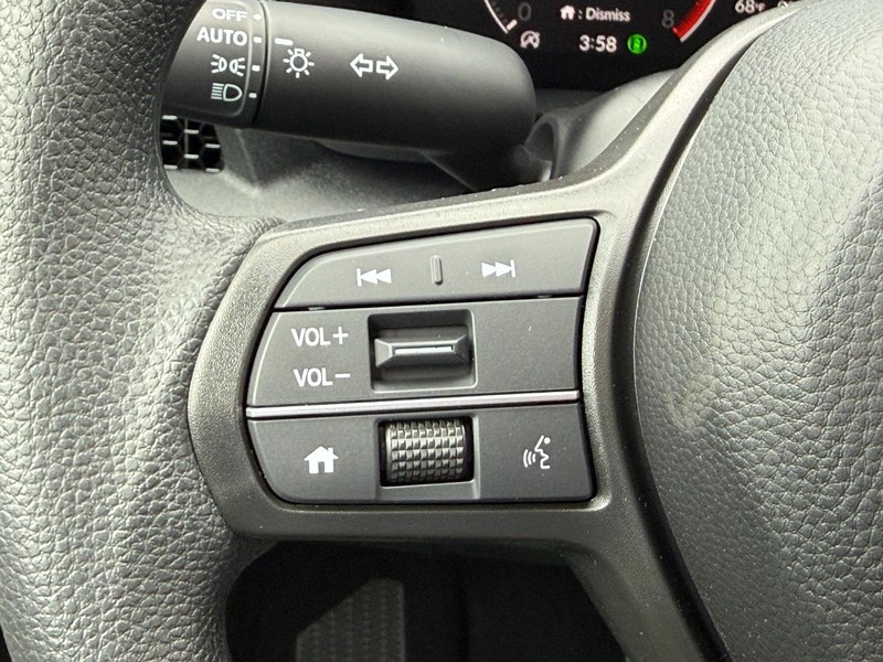 Honda CR-V Vehicle Image 14