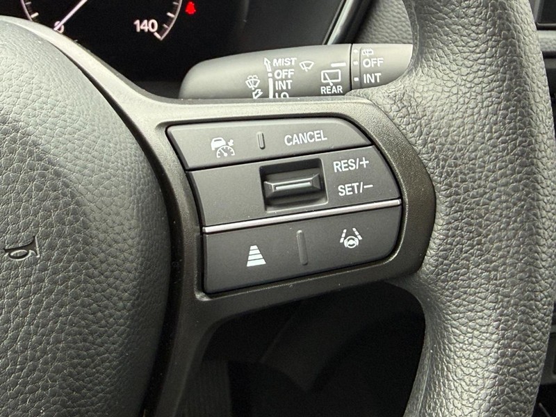 Honda CR-V Vehicle Image 15