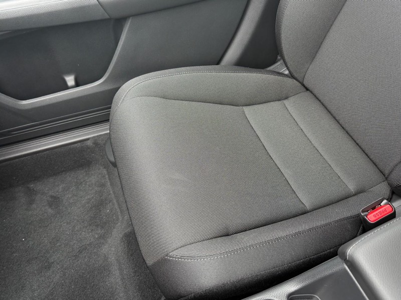 Honda CR-V Vehicle Image 19