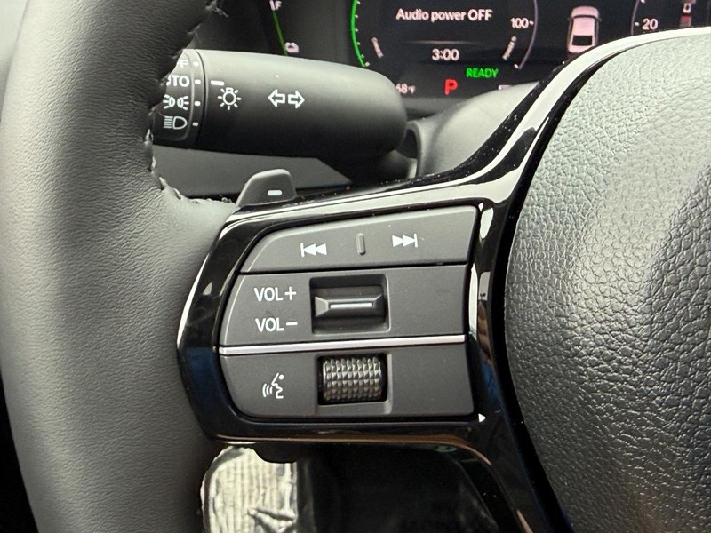 Honda Accord Hybrid Vehicle Image 15