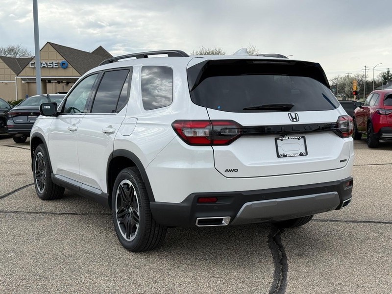 Honda Pilot Vehicle Image 5