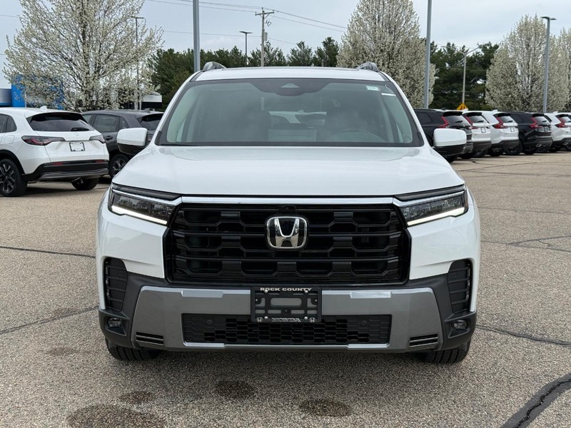 Honda Pilot Vehicle Image 8