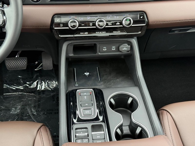 Honda Pilot Vehicle Image 13