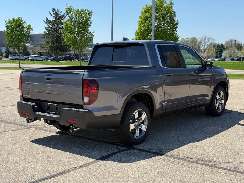 Honda Ridgeline Vehicle Image 4