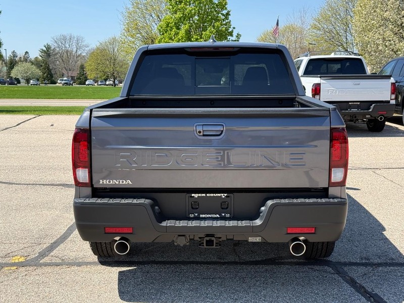 Honda Ridgeline Vehicle Image 5