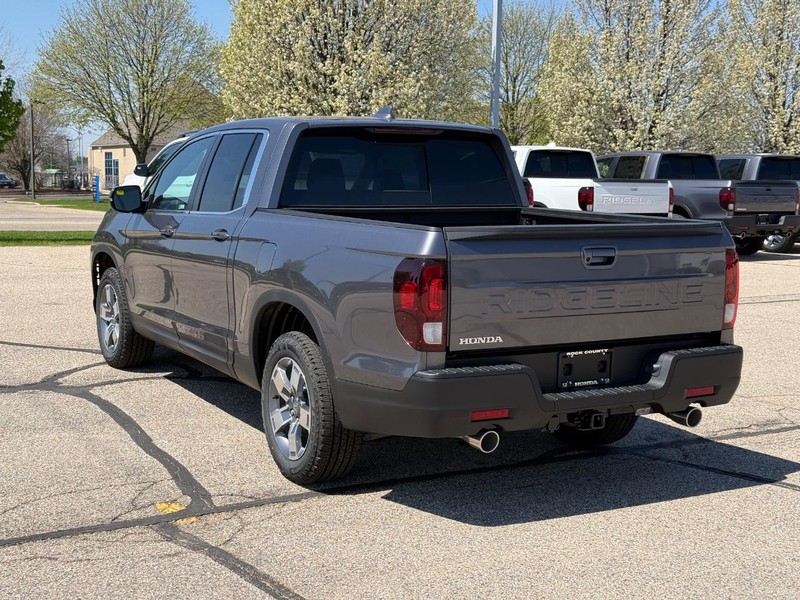 Honda Ridgeline Vehicle Image 6