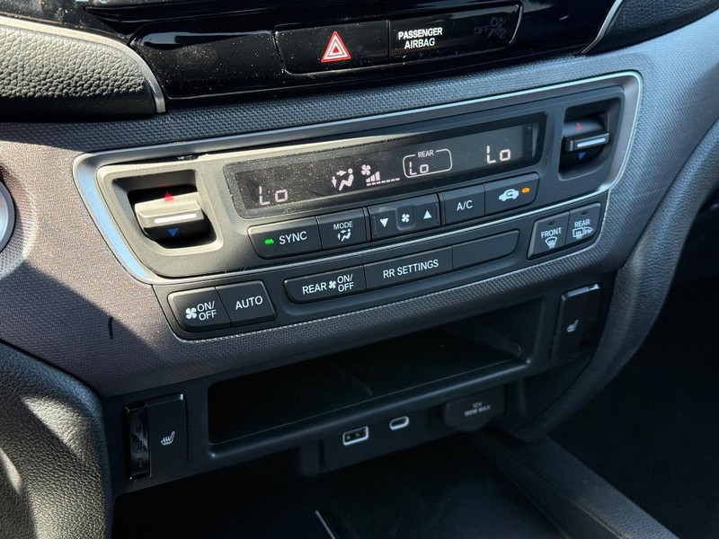 Honda Ridgeline Vehicle Image 19