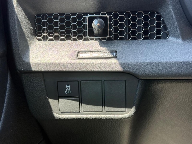Honda CR-V Vehicle Image 21