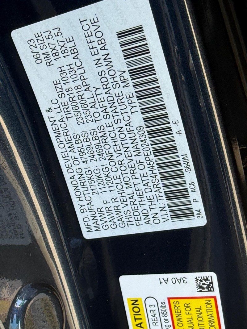 Honda CR-V Vehicle Image 22