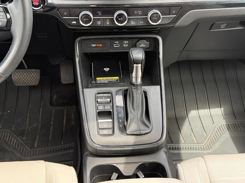 Honda CR-V Vehicle Image 12