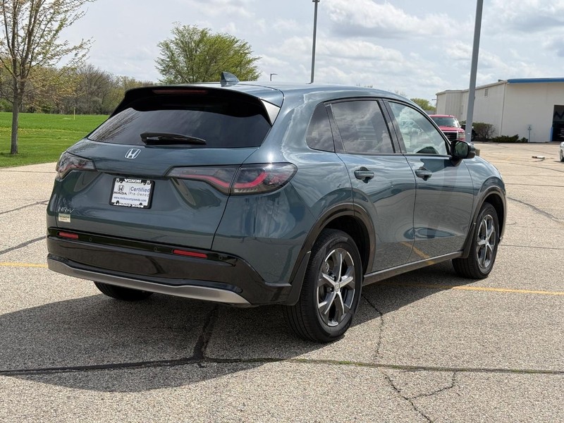 Honda HR-V Vehicle Full-screen Gallery Image 03