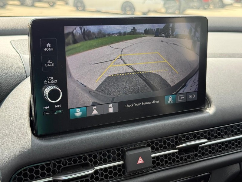 Honda HR-V Vehicle Full-screen Gallery Image 18