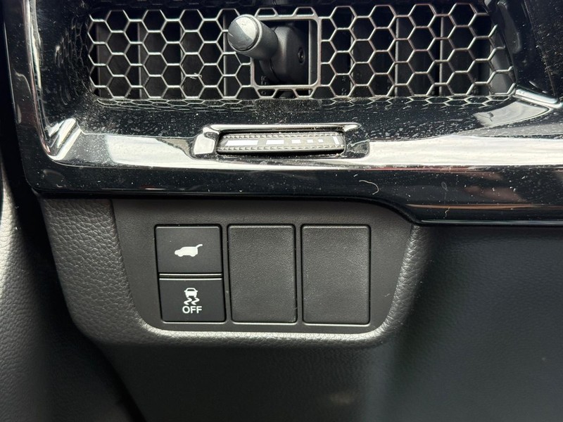 Honda CR-V Vehicle Image 20