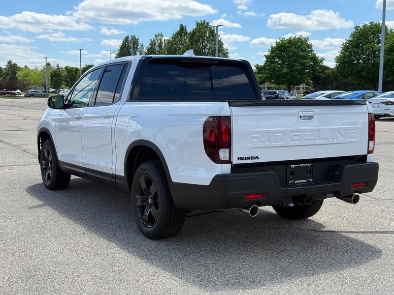 Honda Ridgeline Vehicle Image 5