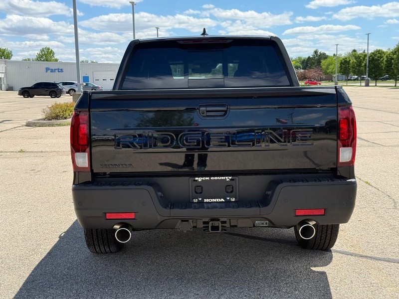 Honda Ridgeline Vehicle Image 4