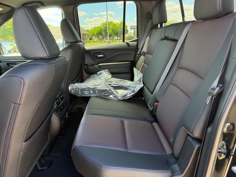 Honda Ridgeline Vehicle Image 9