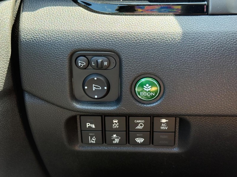 Honda Ridgeline Vehicle Image 22