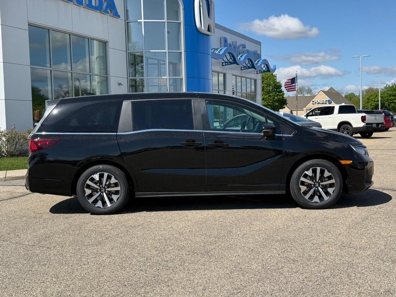 Honda Odyssey Vehicle Image 2