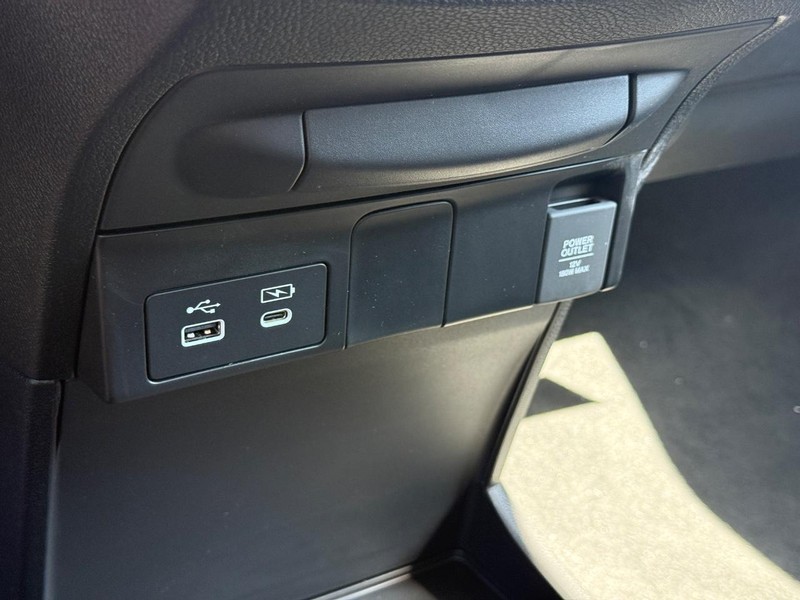 Honda Odyssey Vehicle Image 16