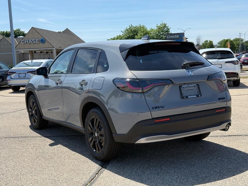 Honda HR-V Vehicle Image 4