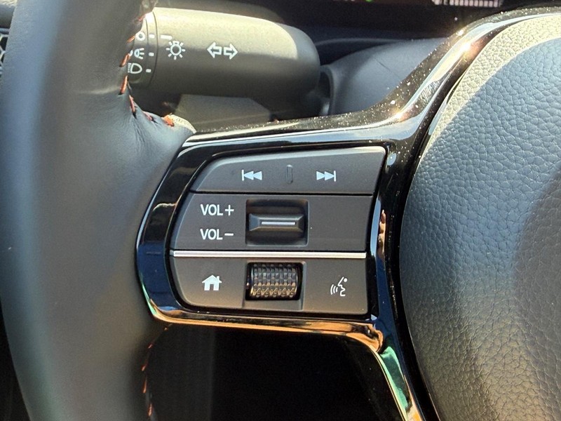 Honda HR-V Vehicle Image 14