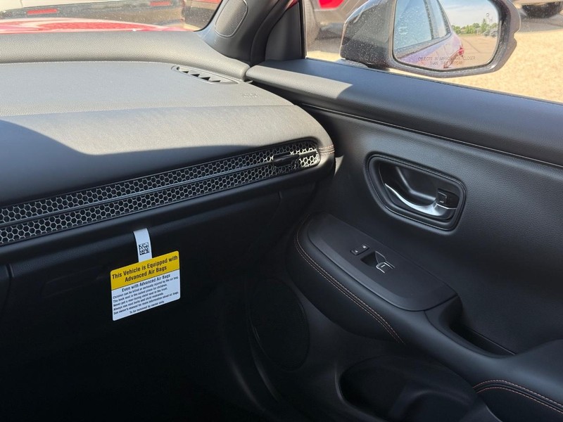 Honda HR-V Vehicle Image 12