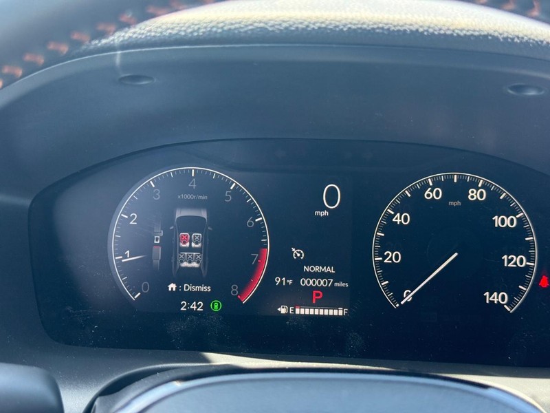 Honda HR-V Vehicle Image 17
