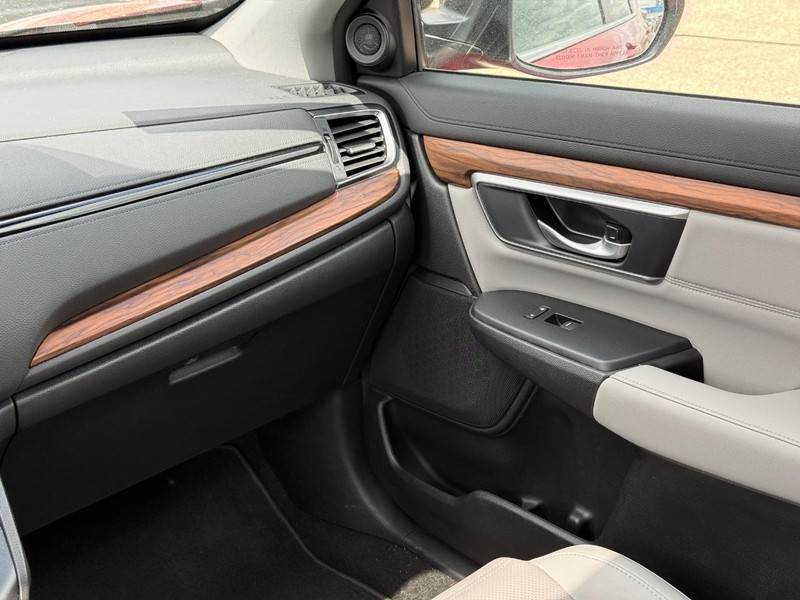 Honda CR-V Vehicle Image 14