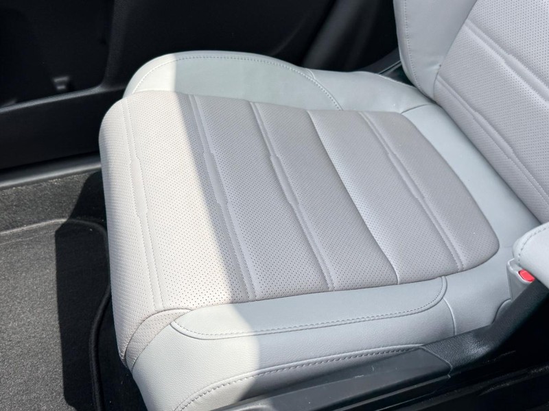 Honda CR-V Vehicle Image 20