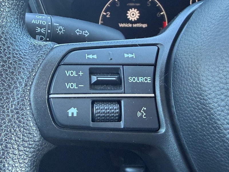 Honda CR-V Vehicle Image 14