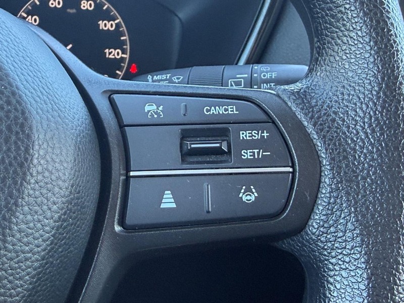 Honda CR-V Vehicle Image 15