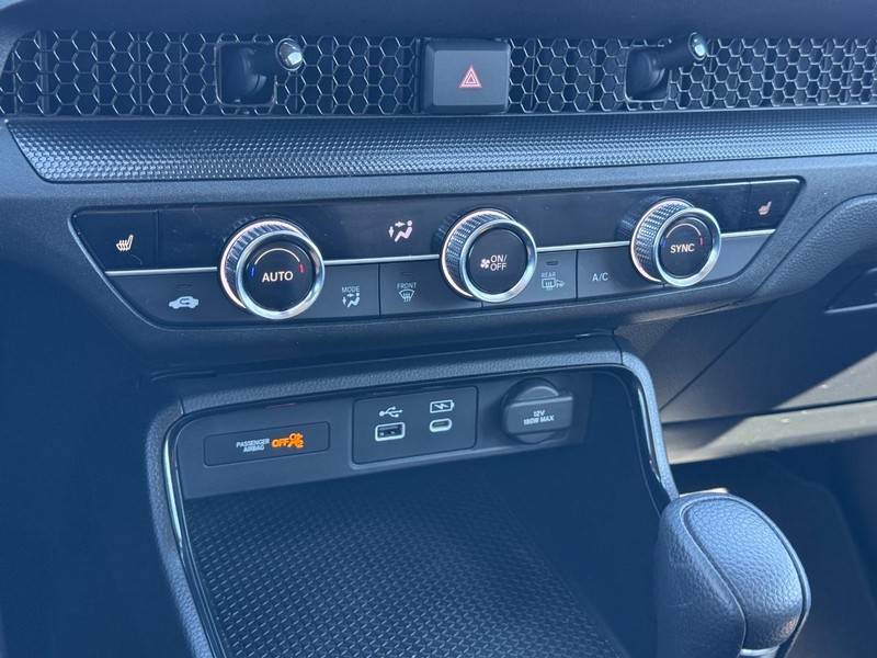Honda CR-V Vehicle Image 19