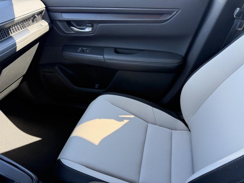 Honda CR-V Vehicle Image 21